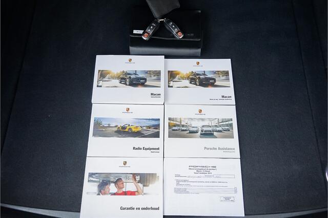 Porsche MACAN 2.0T 252PK Pano Leder Bose Luchtvering Camera
