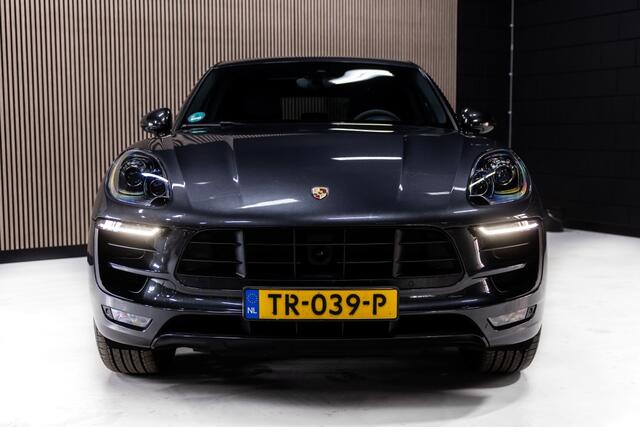 Porsche MACAN 2.0 | Alcantara |