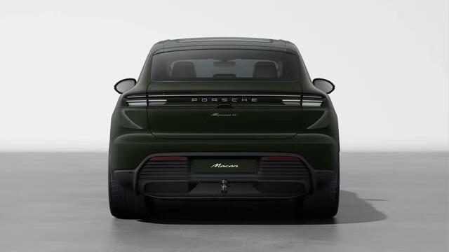 Porsche MACAN 4