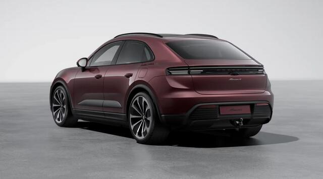 Porsche MACAN 4