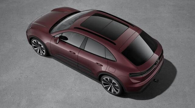 Porsche MACAN 4