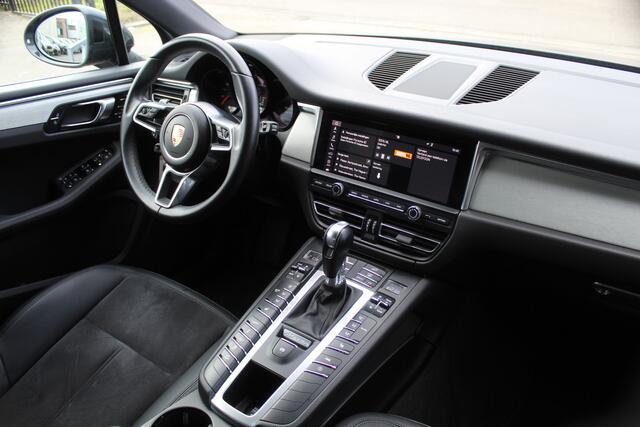 Porsche MACAN 2.0 Facelift|Luchtvering|Navigatie|Achteruitrijcamera|Stoelverwarming|Elektrische stoel met geheugen|Cruise control|Lane assist