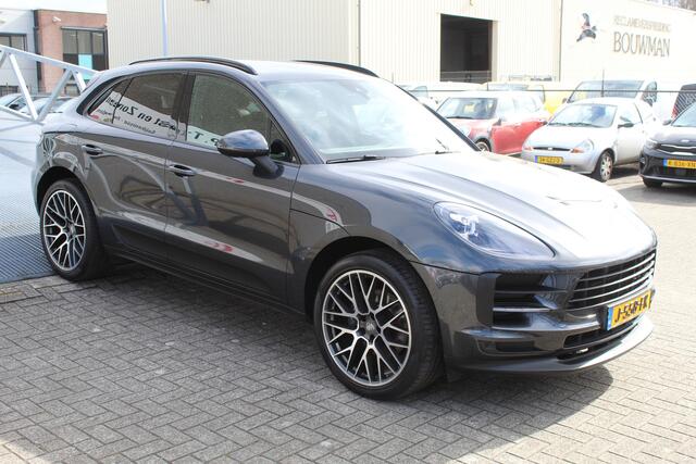 Porsche MACAN 2.0 Facelift|Luchtvering|Navigatie|Achteruitrijcamera|Stoelverwarming|Elektrische stoel met geheugen|Cruise control|Lane assist