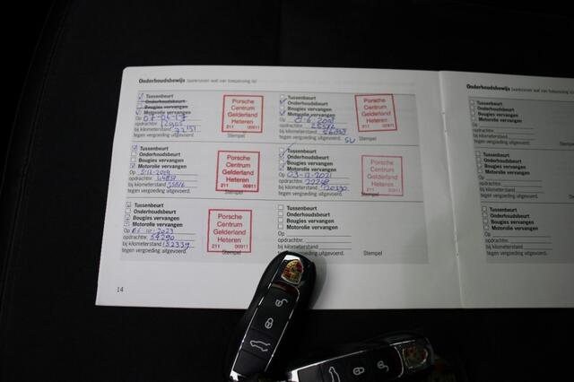 Porsche MACAN 3.0 D S Sport Automaat - Panorama, Navi, Stoelverw. Org. NL