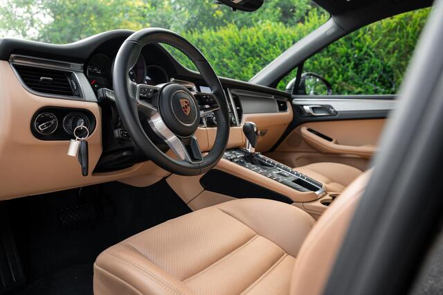 Porsche MACAN GTS 360pk | BiColor Leder | Camera | LED | CarPlay
