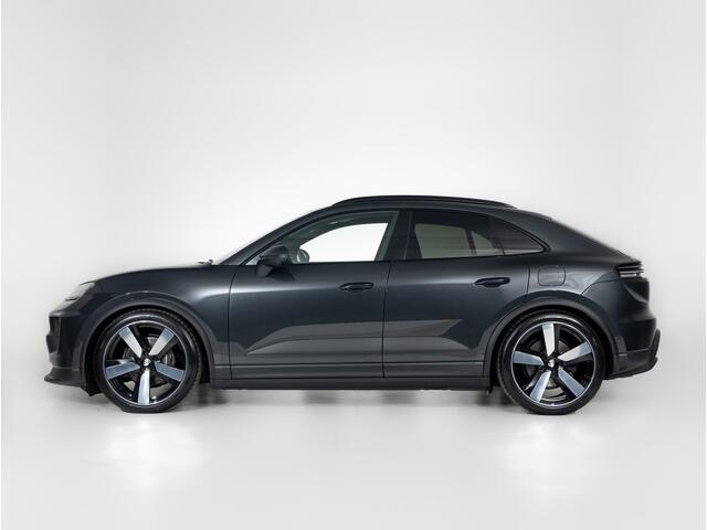 Porsche MACAN 4