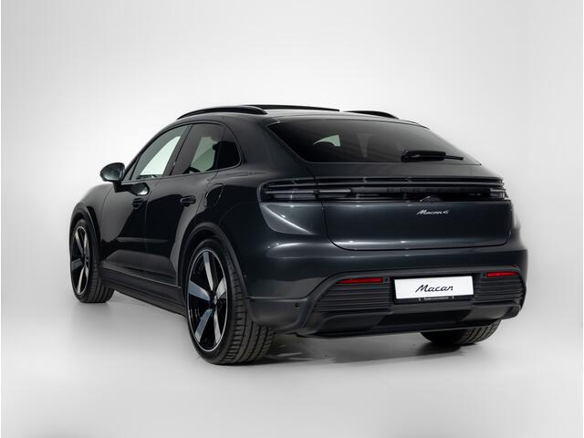 Porsche MACAN 4