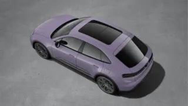 Porsche MACAN 4