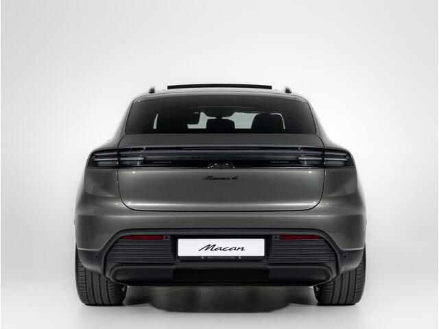 Porsche MACAN 4