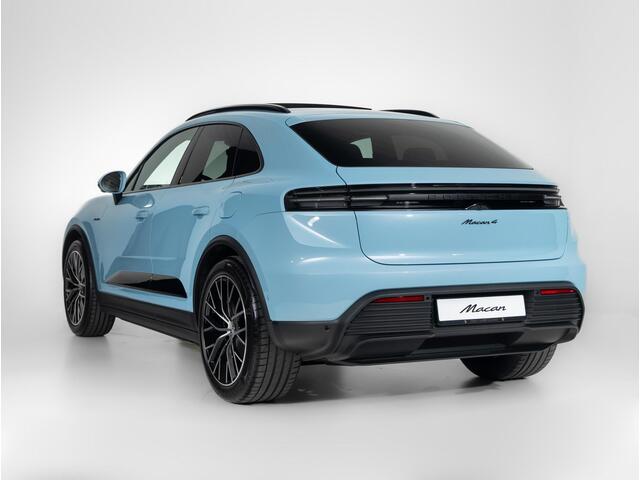 Porsche MACAN 4