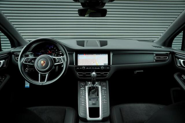 Porsche MACAN 2.0 / Panoramadak / Incl BTW / 20'' / Stoelverwarming