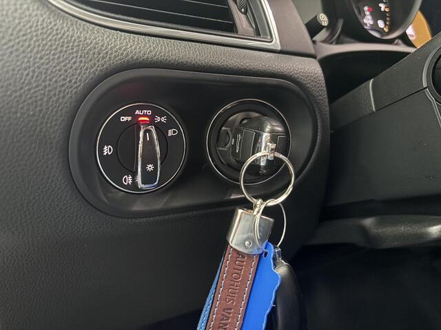 Porsche MACAN 2.0 Nederlandse Auto, Luchtvering, Slechts 80471KM!