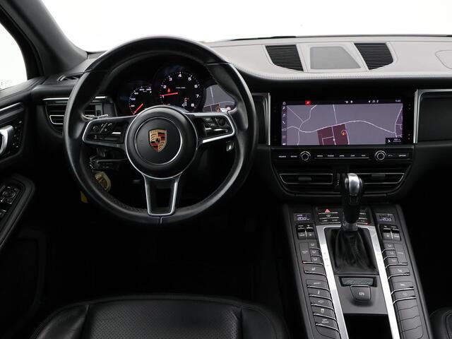 Porsche MACAN 2.0 AUT. FACELIFT MODEL + PANORAMA | LUCHTVERING | 21 INCH | STOELVERW. V+A | CARRERAWIT METALLIC