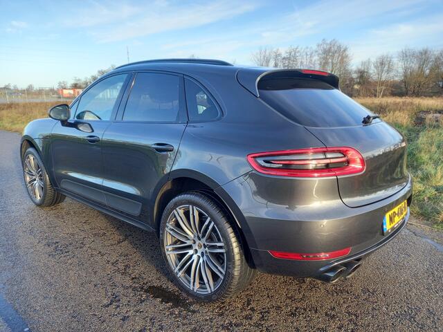 Porsche MACAN 2.0