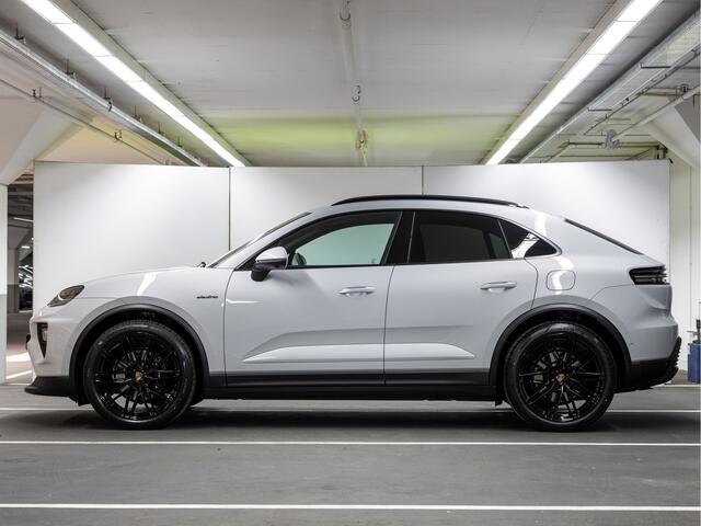Porsche MACAN 4
