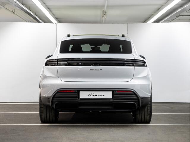 Porsche MACAN 4