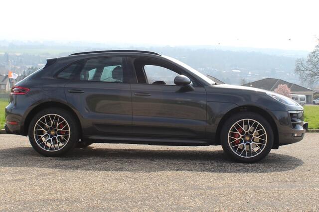 Porsche MACAN 3.0 GTS Sport Chrono /Leer/ Sportuitlaat/ Trekhaak !!!