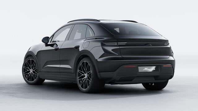 Porsche MACAN 4