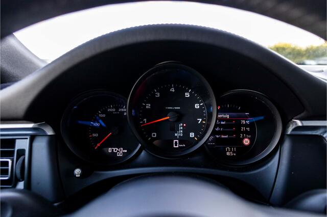 Porsche MACAN 2.0 | Sport Chrono | Pano | Luchtvering