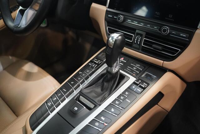 Porsche MACAN 2.0 | Pano | Memory | Stoelverwarming | DAB+ | Camera