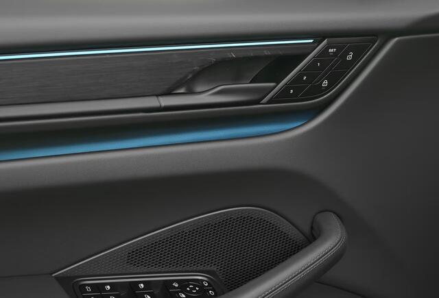 Porsche MACAN GTS 100 KWH Sport Design ACC Pano Matrix PASM 360 Stoelvent SportChrono Headup Achterasb Memory