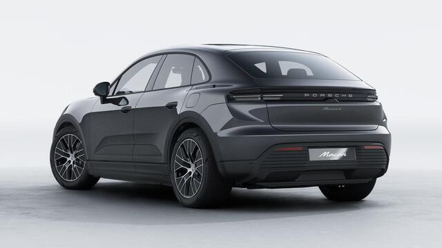Porsche MACAN 4
