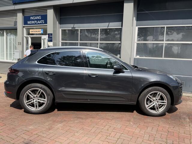 Porsche MACAN 2.0 Bj 2017 Km 120.000 Nap Dealer onderhouden 252pk Volle optie NL auto
