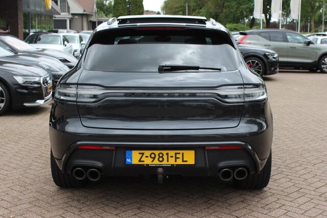 Porsche MACAN 2.0 T / Trekhaak / Panoramadak / Camera / Luchtvering / Keyless / 21'' / Adaptieve Stoelen / Sportchrono / CarPlay / Stoel+Stuurverwarming / Dodehoek / DAB / ACC