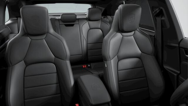 Porsche MACAN 4