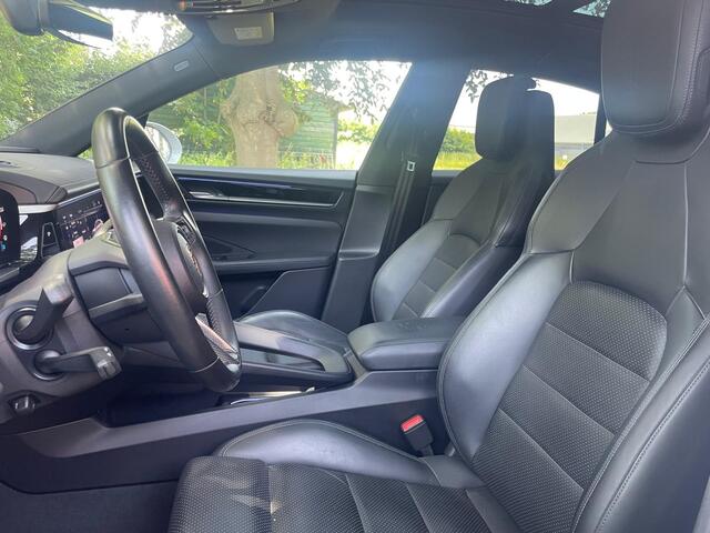 Porsche MACAN 4 100 kWh Panorama Luchtvering Matrix Passenger Display