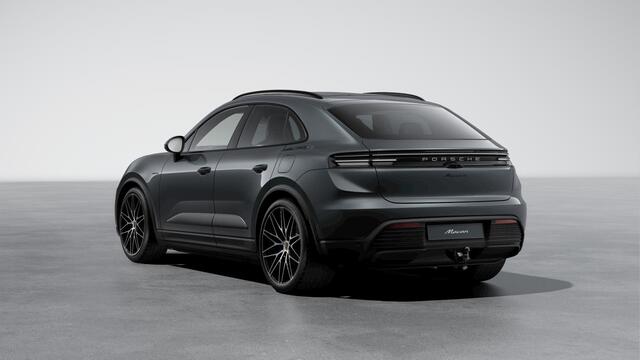 Porsche MACAN 4