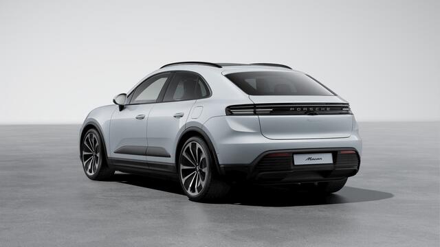 Porsche MACAN 4