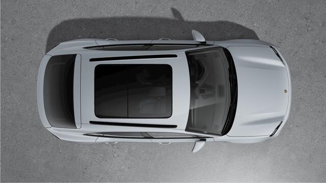 Porsche MACAN 4