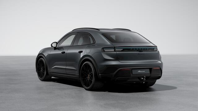 Porsche MACAN 4