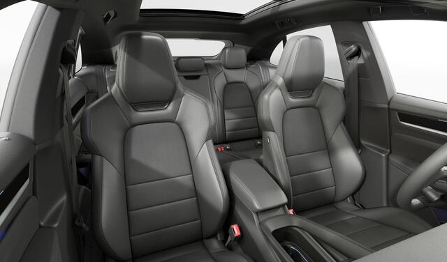 Porsche MACAN 4
