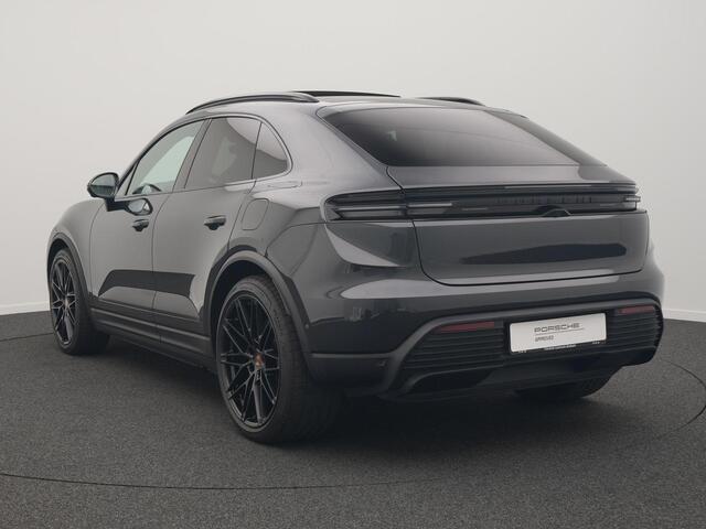 Porsche MACAN 4