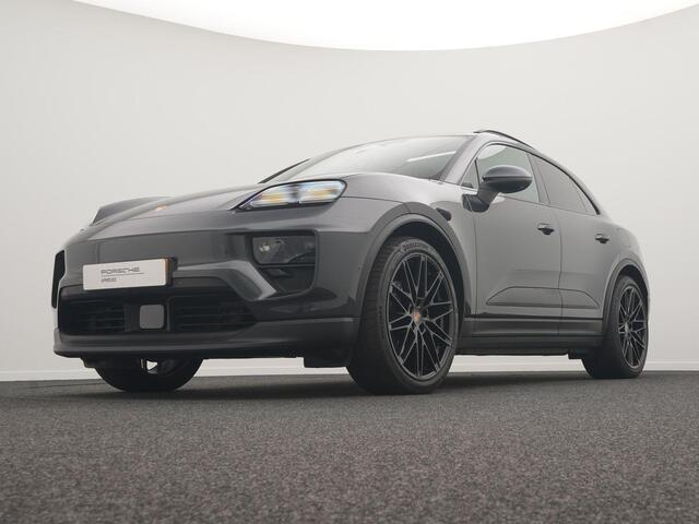 Porsche MACAN 4