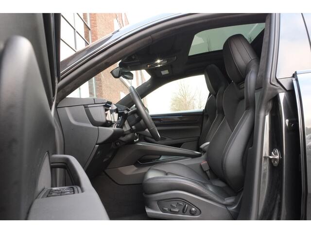 Porsche MACAN Turbo 100 kWh | SOH 99% | Pano | 360° Camera | Warmtepomp | Sport Chrono