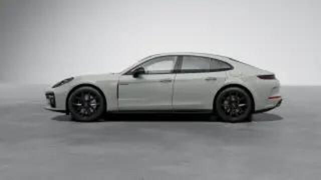 Porsche PANAMERA 4 E-Hybrid