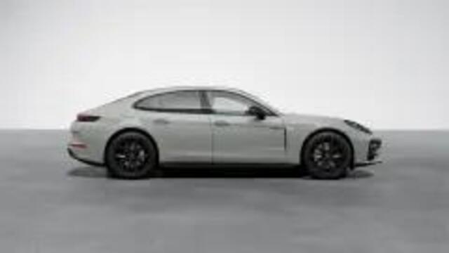 Porsche PANAMERA 4 E-Hybrid