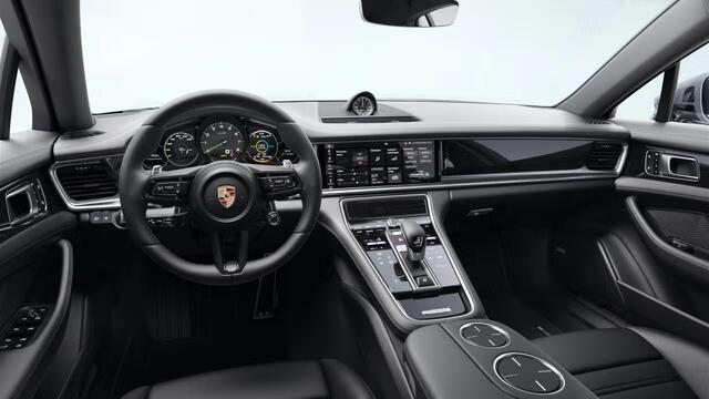 Porsche PANAMERA 4 E-Hybrid Sport Turismo
