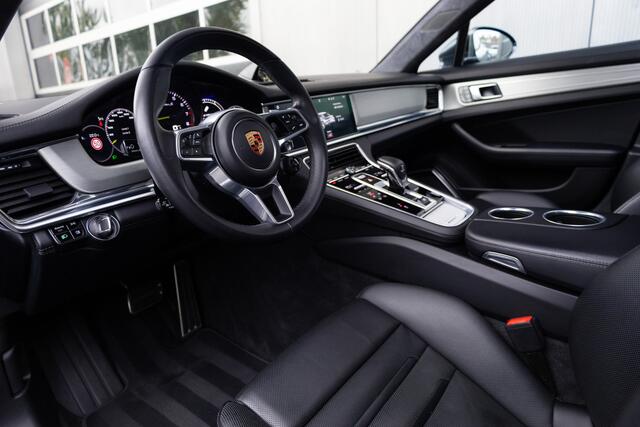 Porsche PANAMERA Sport Turismo 4.0 Turbo S 680 pk E-Hybrid Sport-Chrono / Keramisch/ Pano-Dak/ Lucht-Vering/ 360-Camera/ Keyless/ Burmester/ Achteras-Sturing/ Matrix-LED/ Soft-Close/ 21'' LMV