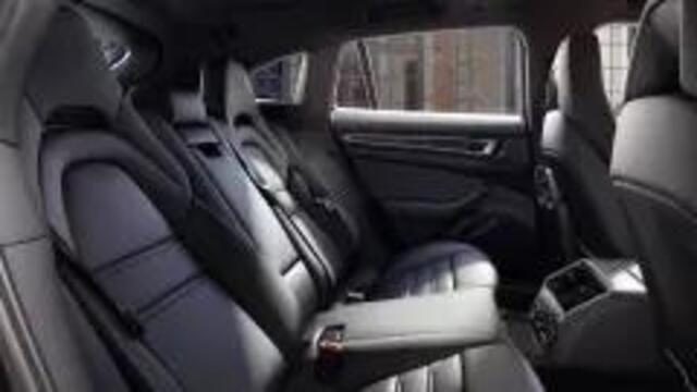 Porsche PANAMERA 4 E-Hybrid Sport Turismo Platinum Edition