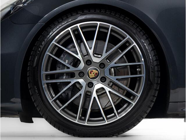 Porsche PANAMERA 4 E-Hybrid Sport Turismo Platinum Edition