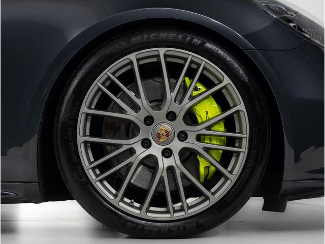 Porsche PANAMERA 4 E-Hybrid Platinum Edition
