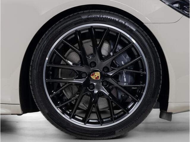 Porsche PANAMERA 4 E-Hybrid Sport Turismo Platinum Edition