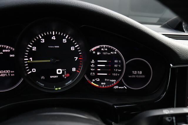 Porsche PANAMERA Sport Turismo 2.9 4 E-Hybrid Platinum Edition | BOSE | PANO-DAK | LUCHTVERING | LEDER | SOFT-CLOSE | MEMORY | STOELVERW. | CAMERA | CRUISE | NAVI |