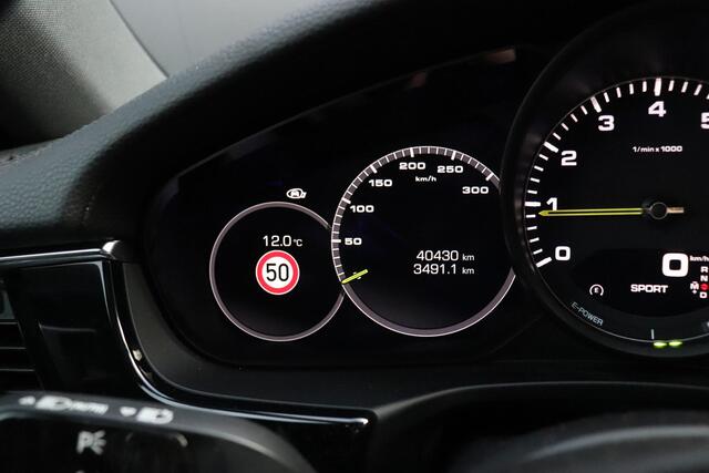 Porsche PANAMERA Sport Turismo 2.9 4 E-Hybrid Platinum Edition | BOSE | PANO-DAK | LUCHTVERING | LEDER | SOFT-CLOSE | MEMORY | STOELVERW. | CAMERA | CRUISE | NAVI |