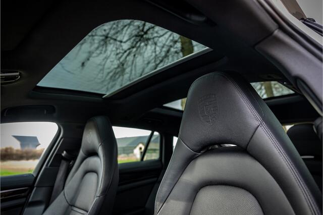 Porsche PANAMERA Sport Turismo 2.9 4 E-Hybrid 10 Years Edition Krijt Stoelventilatie 21" Achterasbesturing Soft Close Panorama