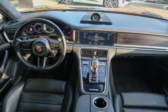 Porsche PANAMERA Sport Turismo 4.0 V8 Turbo S 700pk E-Hybrid Panoramadak Keramisch Luchtvering 4-wielsturing NLauto 1e eigenaar!